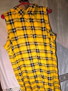 Sleeveless yellow and black plaid long dress